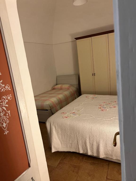 dove dormire a locorotondo, trullo locorotondo, transfer aeroporto bari,
transfer aeroporto brindisi,
transfer stazione bari,
transfer stazione brindisi

